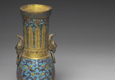 图片[2]-Copper vase in cloisonne enamels from a five-piece altar set, Qing dynasty (1644-1911)-China Archive